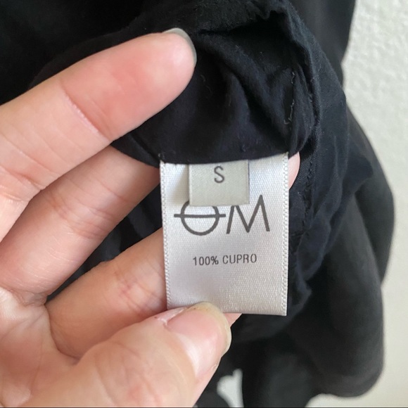 Objects Without Meaning Black Relaxed Fit Spaghetti Strap Slip Dress - Picture 9 of 9